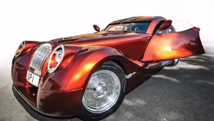 Đây là sản phẩm đầu tay của bộ phận Special Projects Division mới thành lập với mục đích sáng tạo cho đời những chiếc xe đặc biệt và thỏa lòng mọi yêu cầu của các khách hàng khó tính.