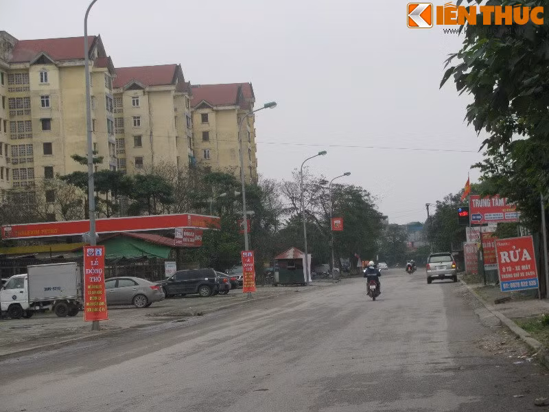 Đoạn đường nằm ngay sát Khu đô thị mới Định Công.