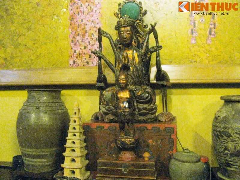 Tuy nhiên, anh Phương đã ngừng sưu tập tượng từ năm 2000 bởi hiện giờ tượng đẹp gần như không có vì chúng đã nằm trong tay các nhà sưu tập tượng. Cũng bởi lẽ anh đã có một bộ sưu tập tượng rất lớn và bởi tượng bây giờ không còn được như trước đây.