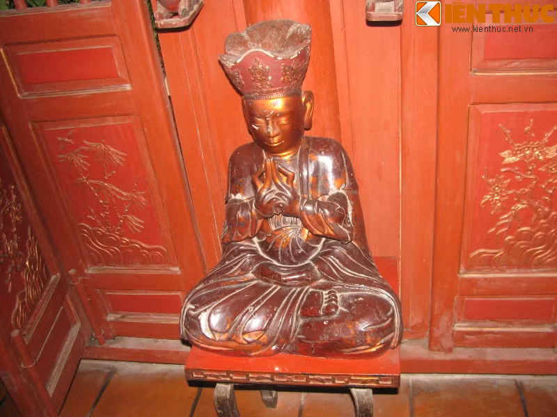 Nhiều người khi xem tượng của họa sĩ họ Quách ngỏ ý mua nhưng anh nhất quyết không bán vì mỗi pho tượng với anh có ý nghĩa về tinh thần rất cao quý. Tuy nhiên, anh cho biết, sẵn sàng giao lưu, trao đổi tượng với những người cùng sở thích.