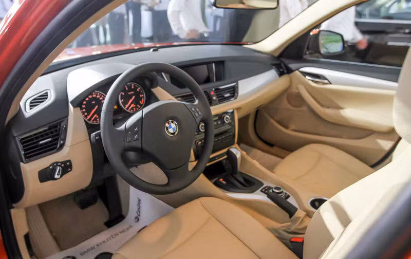 Phiên bản X1 sDrive18i 2014 được trang bị động cơ I4, 4 xi-lanh thẳng hàng có dung tích 1.995cc, công suất cực đại 150 mã lực tại 6.400 vòng/phút.