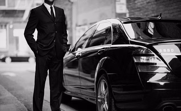 Tuy nhiên, trong lần gọi vốn mới đây nhất, với việc thêm 1,2 tỷ USD, giá trị của công ty Uber được nâng lên 17 tỷ USD (chưa bao gồm vốn đầu tư mới nhất), gấp gần 5 lần so với mức trong lần gọi vốn trước. Các nhà đầu tư đứng sau Uber khi khởi nghiệp gồm Google Ventures, TPG Capital và Menlo Ventures.