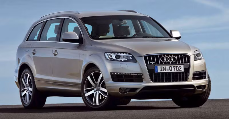 Đứng ngay sát phía sau là Audi Q7 với 21 cầu thủ sở hữu.