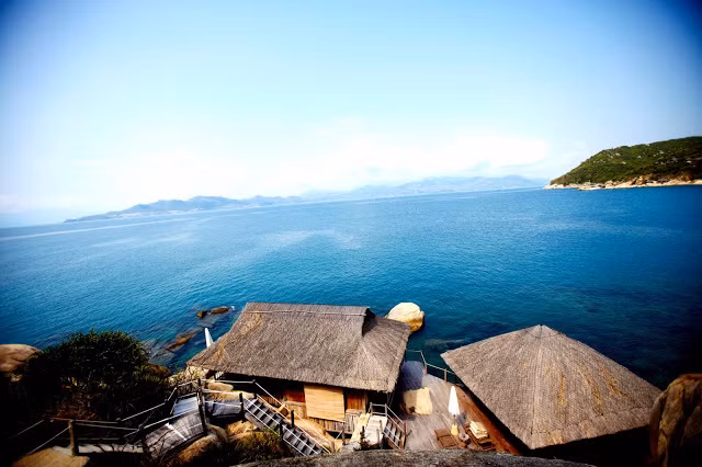 Khu nghỉ dưỡng này từng lọt danh sách 25 khu nghỉ dưỡng sinh thái tốt nhất thế giới do tạp chí du lịch National Geographic Travelers (Mỹ) bình chọn.