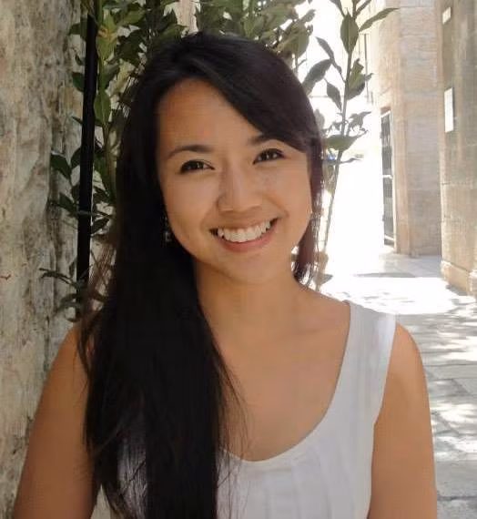 Nguyễn Ngọc Nhất Hạnh (sinh năm 1991) - cổ đông Công ty cổ phần Cơ điện lạnh (REE), con gái bà Nguyễn Thị Mai Thanh (Chủ tịch REE) được coi là một trong những triệu phú USD trẻ nhất sàn chứng khoán Việt. Hiện tại cô gái này sở hữu khối tài sản lên tới hơn 90 tỷ đồng.