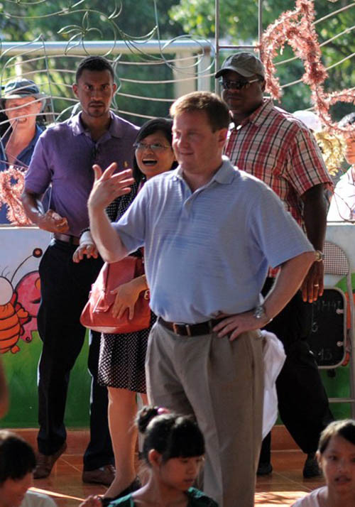 Họ phân chia đội hình rõ ràng.