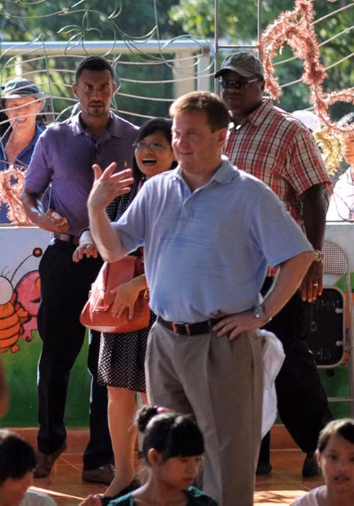 Họ phân chia đội hình rõ ràng.