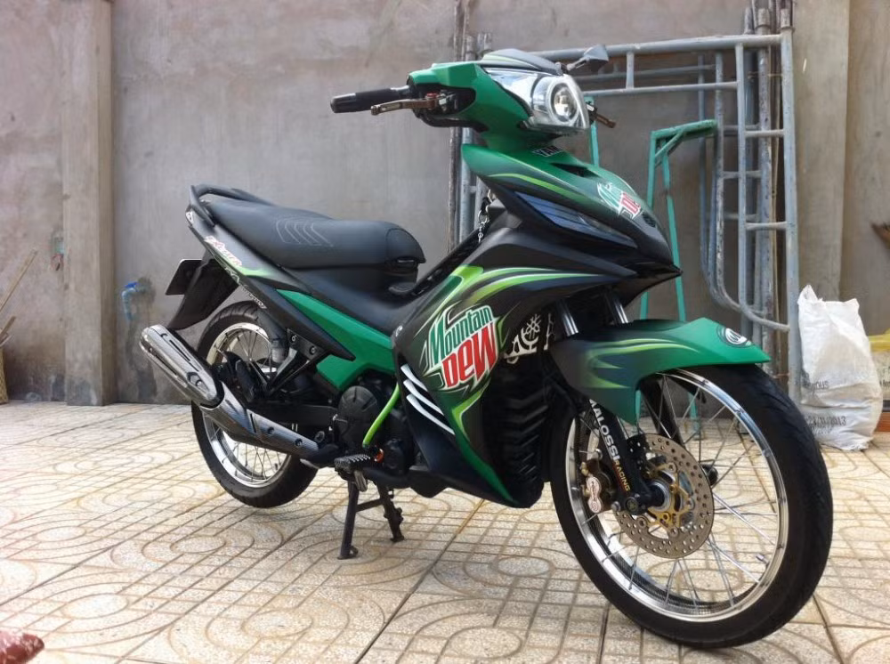 Yên được gọt mỏng nhìn mảnh mai và thanh thoát.