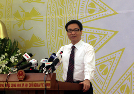 Bộ trưởng Vũ Đức Đam công bố mức lương của Thủ tướng.