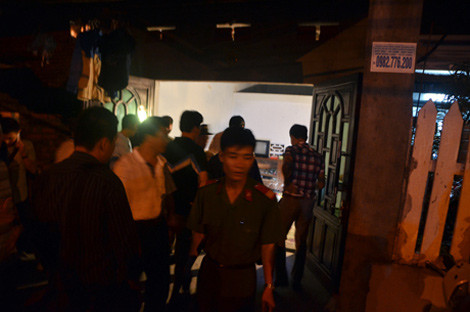 Cơ quan chức năng có mặt tại hiện trường điều tra làm rõ nguyên nhân vụ việc. Ảnh: Báo Quảng Ninh