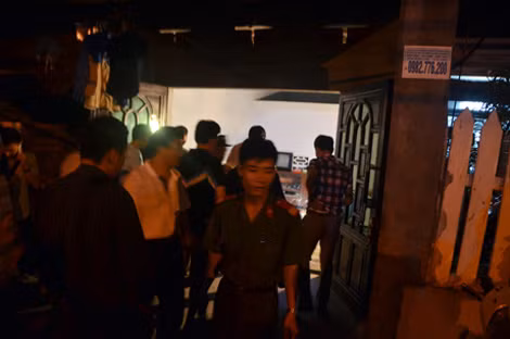 Cơ quan chức năng có mặt tại hiện trường điều tra làm rõ nguyên nhân vụ việc. Ảnh: Báo Quảng Ninh