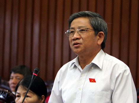 GS.TS Nguyễn Minh Thuyết – nguyên Phó Chủ nhiệm Ủy ban Văn hóa, Giáo dục, Thanh niên, thiếu niên và nhi đồng của Quốc hội.