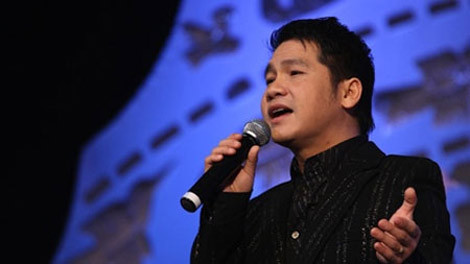 Ca sĩ Trọng Tấn