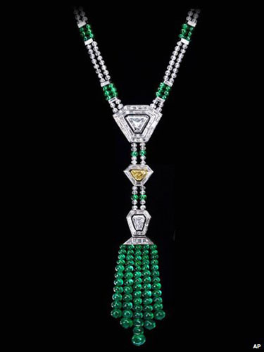 Tuy nhiên, không phải toàn bộ số nữ trang trên được bảo hiểm.