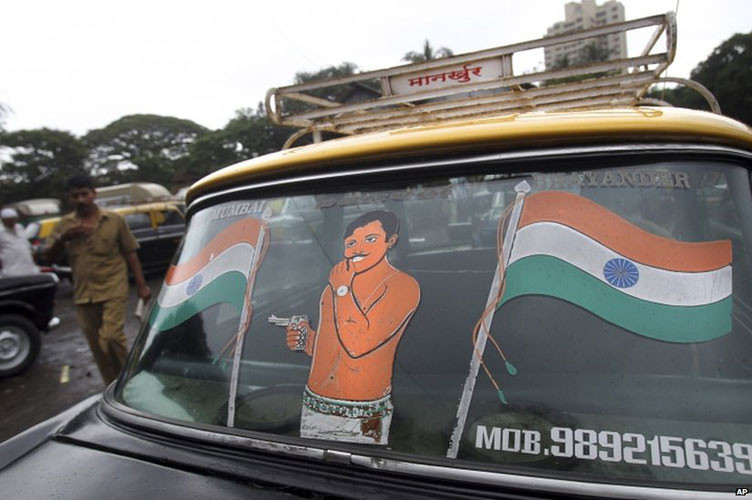 Việc sản xuất loại xe Premier Padmini đã bị dừng lại năm 2000. Để đảm bảo những chiếc xe cổ chạy bon bon, các chủ sở hữu loại xe này phải thay động cơ và nội thất.