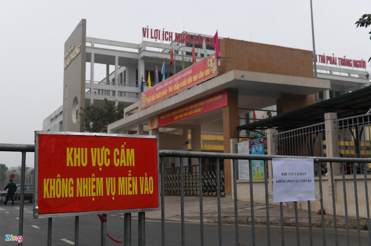 Hon 50 hoc sinh cach ly tai nha khi nu phu huynh nhiem COVID-19