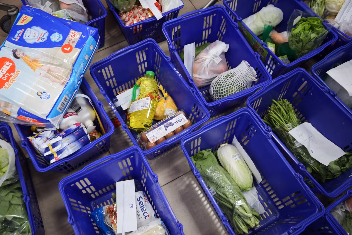 Bo Nong nghiep de nghi TP.HCM thi diem combo 10 kg nong san