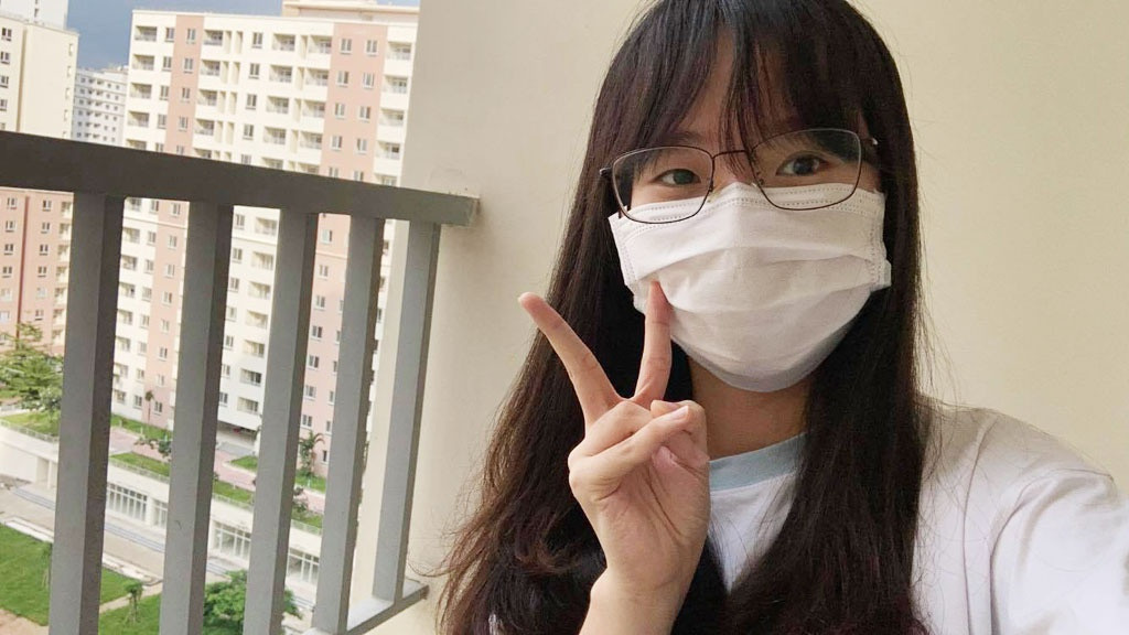 Con gai va cha cung la F0, diu nhau chien thang Covid-19 sau 15 ngay