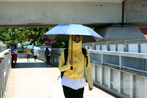 Du bao thoi tiet 28/7, Bac Bo va Trung Bo nang rat