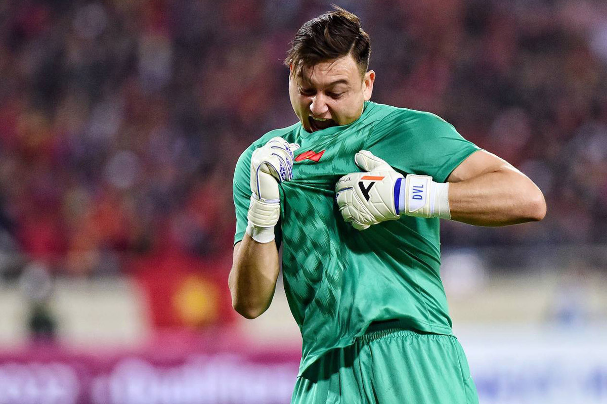 Dang Van Lam sang Nhat: Dung di vao vet xe do cua Cong Phuong-Hinh-2