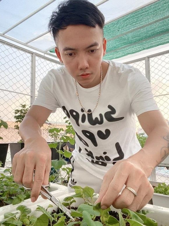 Khu vuon rau cu sach “an khong het” cua ca si Pham Truong-Hinh-12