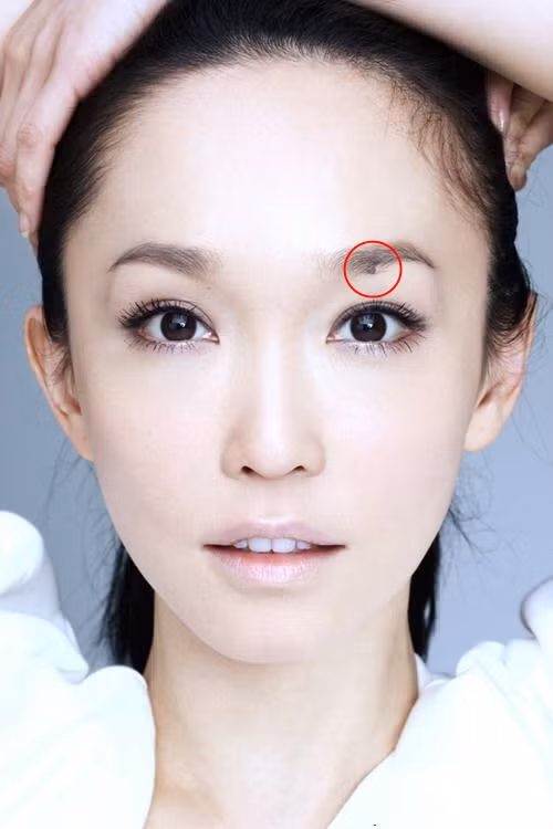  Tuy nhiên, những phụ nữ này lại thuộc tuýp người không muốn kết hôn quá sớm mà sẽ tập trung phát triển cá nhân về sự nghiệp, đeo đuổi sở thích và quyết tâm xây dựng nền tảng vật chất vững chắc trước khi lập gia đình.