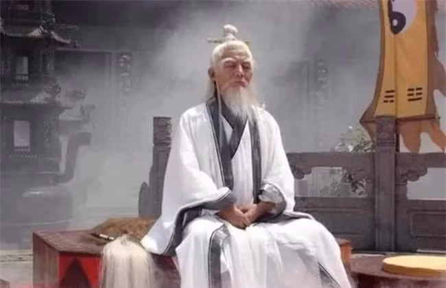 Viên Thiên Cang có khả năng tiên tri như Gia Cát Lượng? - Hình 2 Vien Thien Cang co kha nang tien tri nhu Gia Cat Luong?-Hinh-2