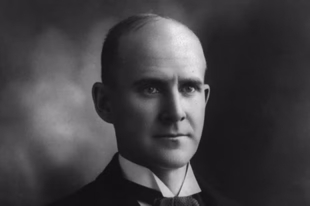 4. Eugene V. Debs (1921). Nhà chính trị xã hội Eugene Debs giành được gần 1 triệu lá phiếu vào năm 1920 trong cuộc bầu cử Tổng thống mặc dù ông phát động chiến dịch tranh cử trong nhà giam. Debs bị bắt vào năm 1918 sau khi ông có bài diễn văn đưa ra những câu hỏi liên quan đến việc tham chiến của Mỹ trong Chiến tranh thế giới thứ nhất và khuyến khích mọi người chống lại dự thảo hiến pháp.