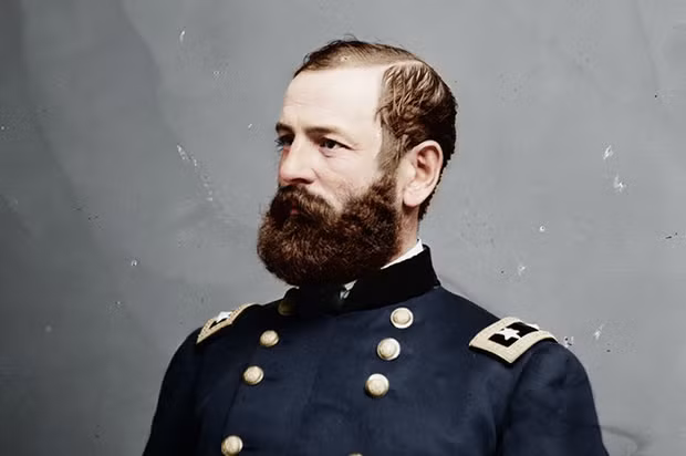  3. Fitz John Porter (1886). Năm 1986, tất cả cựu binh miền Nam của Mỹ đã nhận được lệnh ân xá của Tổng thống, nhưng phải 18 năm sau họ mới thực sự được ân xá trước khi đại tướng Fitz John Porter được minh oan về vai trò của ông trong cuộc nội chiến. Dù là chỉ huy lão luyện nhưng Porter vẫn bị giáng chức khi để thua trong trận chiến thứ hai Bull Run vào năm 1862. Trong giai đoạn tham chiến, ông luôn phản ứng chậm chạp với những mệnh lệnh của thiếu tướng John Pope và bị ép chỉ huy cuộc tấn công trong tâm thế chưa chuẩn bị đầy đủ, nên đã gây tổn thất lớn cho quân đội.