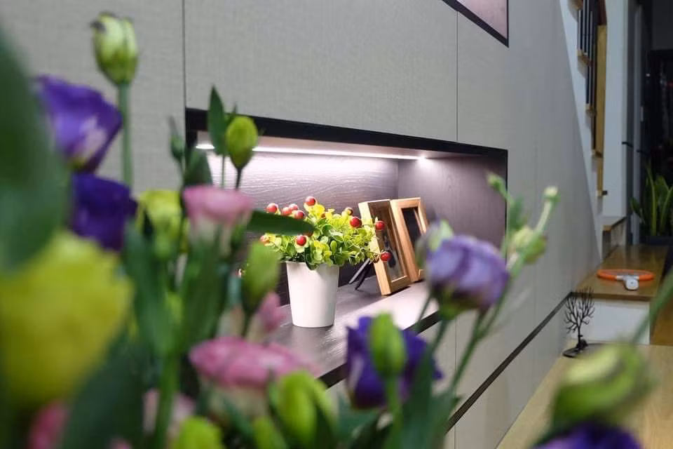 Nha pho 3 tang o Da Nang khac phuc duoc nhuoc diem thieu sang-Hinh-19