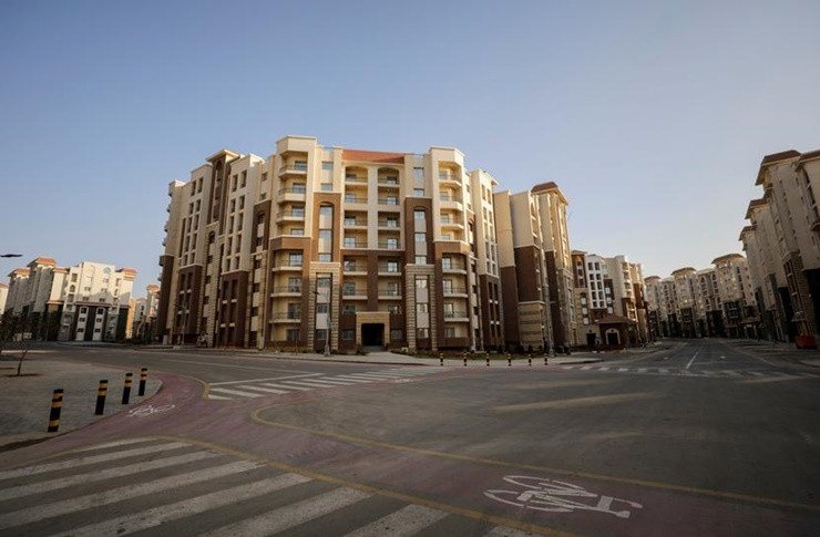 Thành phố này được gọi đơn giản là Thủ đô Hành chính Mới, được thiết kế với tiêu chí công nghệ thông minh trên vùng đất nguyên sơ, tránh xa sự lộn xộn của Cairo.