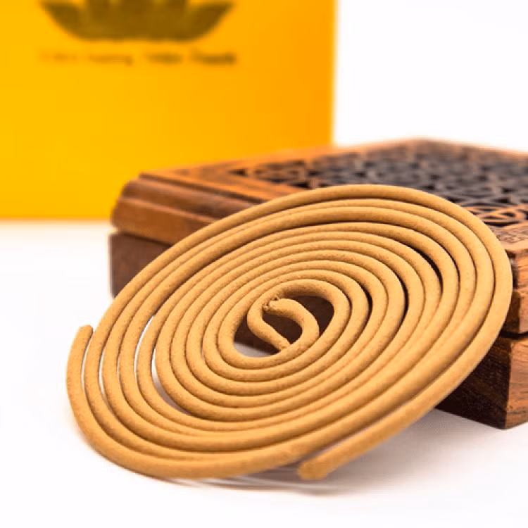 5 thu tuyet doi khong duoc dat tren ban tho ngay Tet keo dac toi than linh