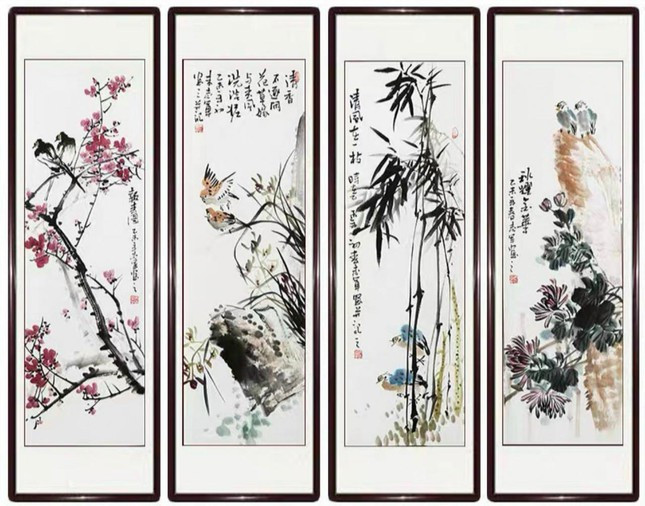 Nhung cho biết, cô chỉ dành mấy ngày đầu Xuân viết thư pháp ở chùa Vĩnh Nghiêm. Thời gian còn lại trong năm cô vẽ tranh cho khách. Có thời điểm, khách phải đặt trước 2 -3 tháng mới nhận được tranh. Có được thành công này, Cẩm Nhung cho rằng "năng khiếu một phần, quan trọng phải không ngừng học hỏi và rèn luyện khổ công". Sau khi hết dịch, cô tiếp tục sang Trung Quốc học ngành mỹ thuật, tìm gặp học thêm một số thầy chuyên tranh thủy mặc.