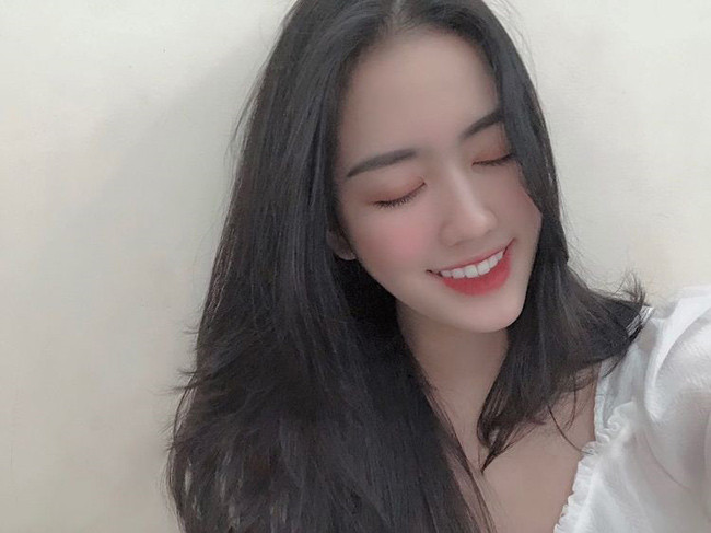 Phương Lan luôn cho thấy mình là một cô gái lạc quan, vui vẻ.