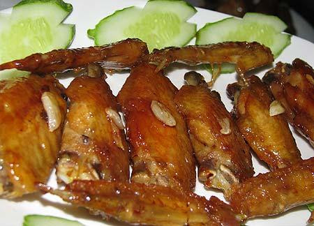 cánh gà chiên mật ong.