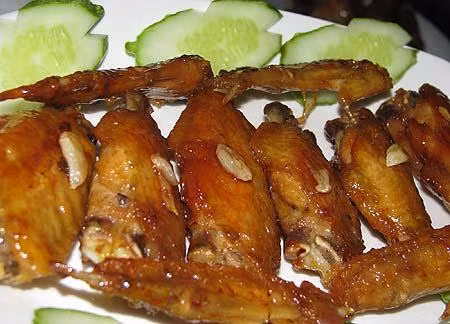 cánh gà chiên mật ong.