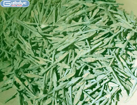 Đầu mũi tên dùng cho Linh Quang Kim Trảo Thần Nỏ.