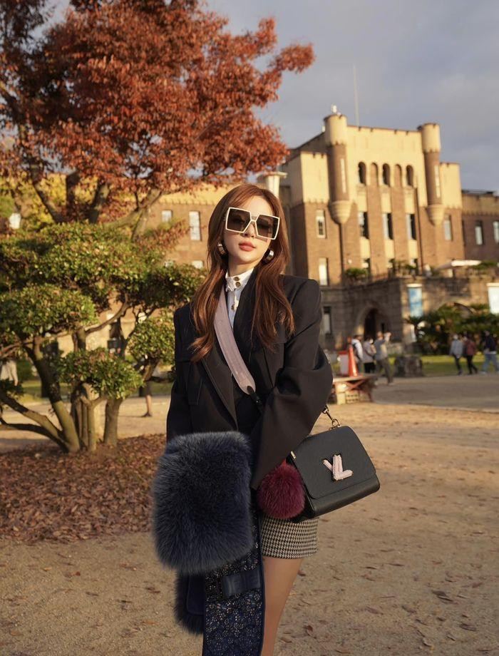 Huyen Baby len tieng truoc loi mia mai 'chi biet an choi, lam dep'-Hinh-4