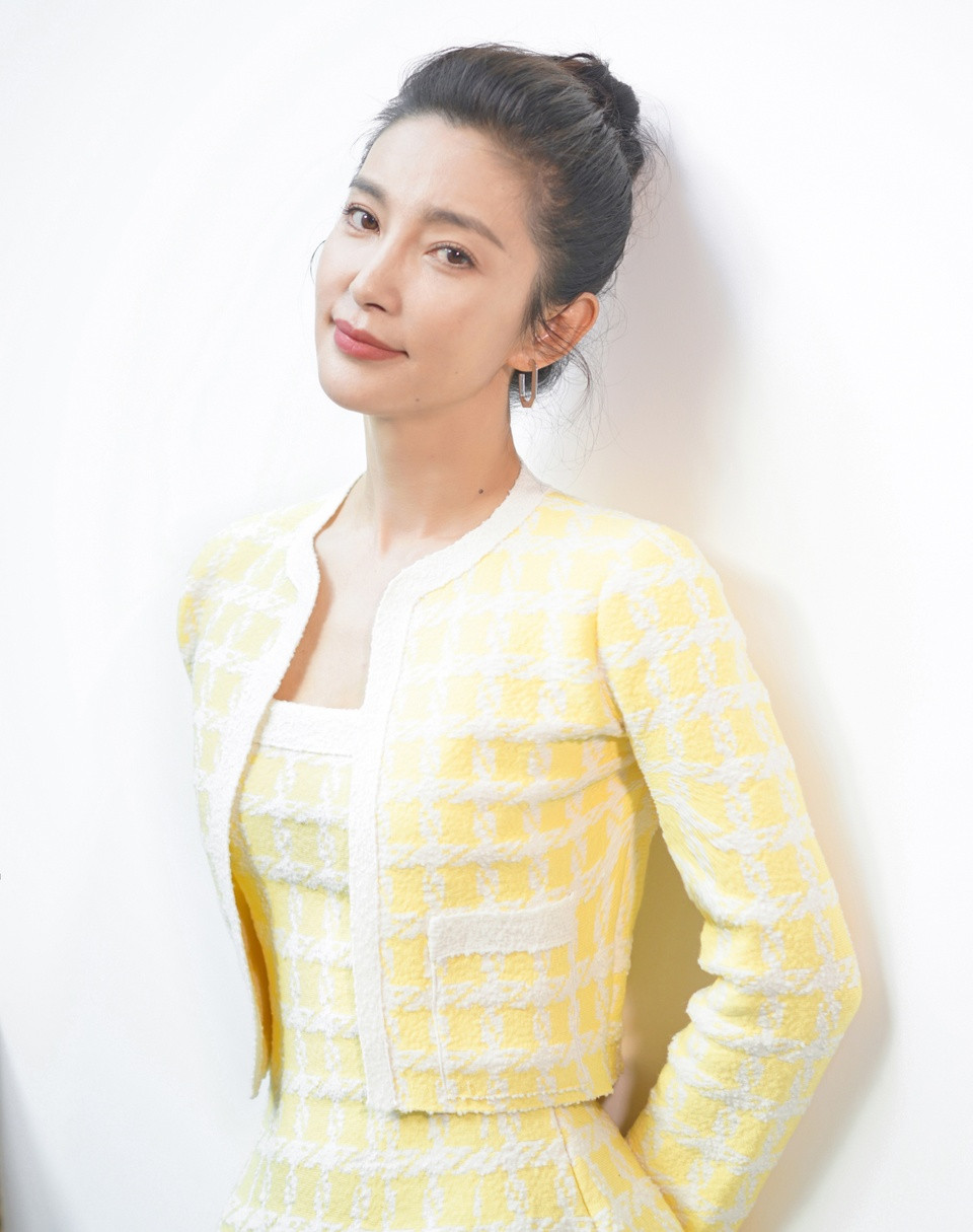 Ly Bang Bang noi ly do chai toc 400 lan moi ngay-Hinh-13