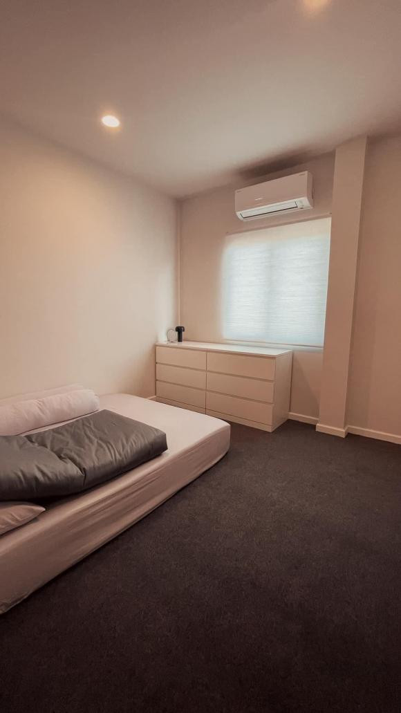 Thiet ke nha pho hai tang don gian, dep xuat sac-Hinh-9