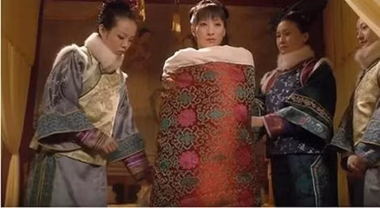 Quy dinh phong the voi hoang de khien phi tan nha Thanh so-Hinh-3