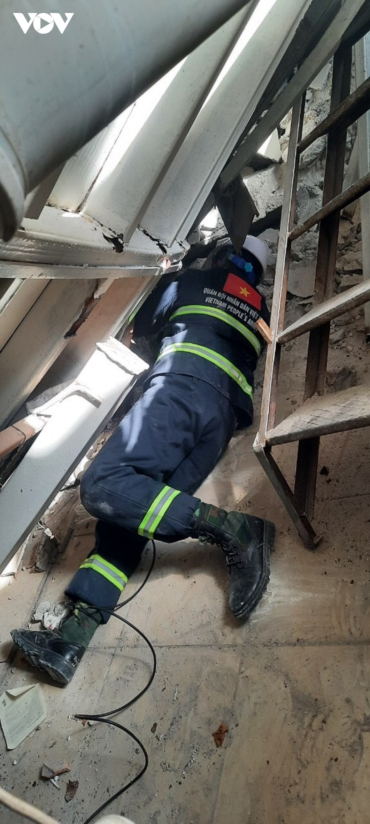 Nguoi dan Tho Nhi Ky chia nhau tung mau banh mi sau dong dat-Hinh-2