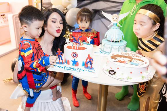 Diem danh 4 'ba me don than' manh me cua showbiz Viet-Hinh-15