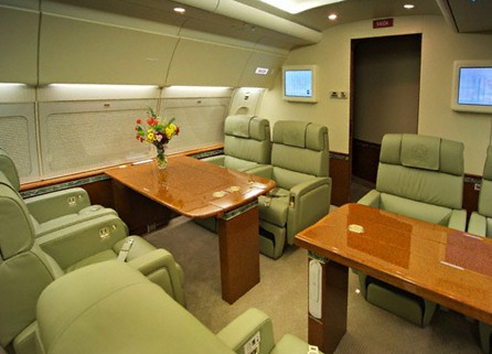 Khoang hành khách rộng rãi, mang lại cảm giác thoải mái, thư thái cho hành khách.