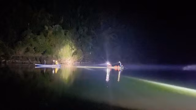 Khan truong tim nguoi vac bao da, lieu minh boi qua song Dong Nai