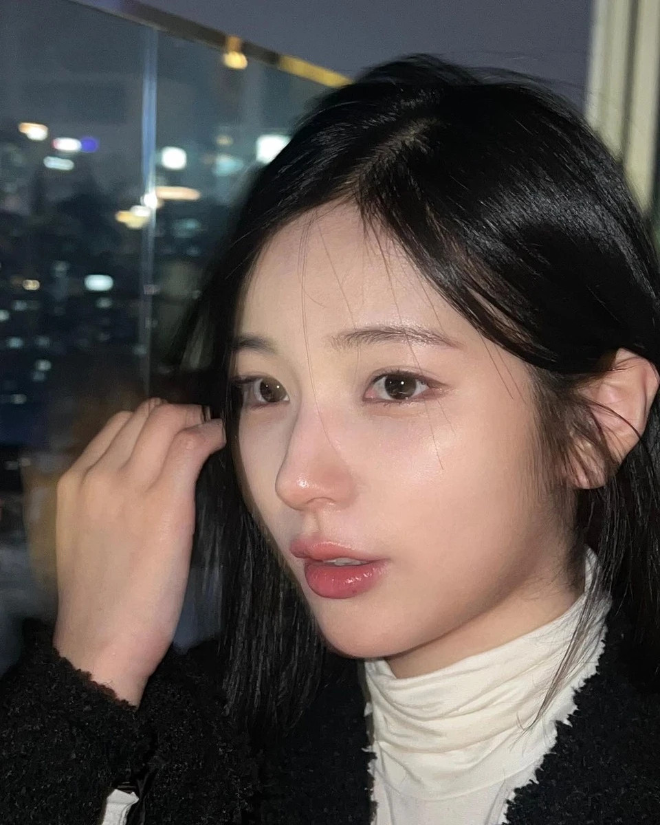 Hợp đồng độc quyền của cô với công ty giải trí IOK Company kết thúc vào tháng tới. Kim So Hee đã quyết định không gia hạn hợp đồng.