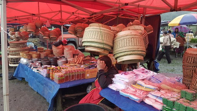 La lung phien cho duong bien Nam Can-Hinh-2