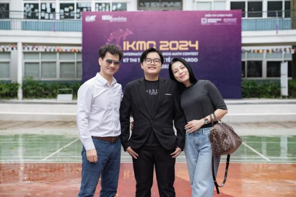 Bi Béo nhà Xuân Bắc tốt nghiệp cấp hai, ngoại hình thay đổi nhiều - Hình 2 Bi Beo nha Xuan Bac tot nghiep cap hai, ngoai hinh thay doi nhieu-Hinh-2