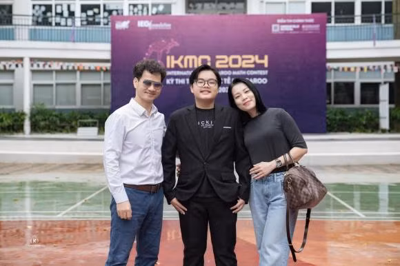 Bi Beo nha Xuan Bac tot nghiep cap hai, ngoai hinh thay doi nhieu-Hinh-2