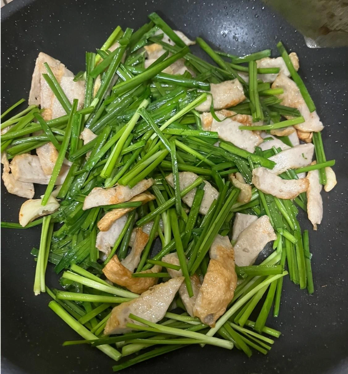 Loại rau “bổ dương” giá rẻ, ăn nhiều tốt thận, khỏe xương - Hình 7 Loai rau “bo duong” gia re, an nhieu tot than, khoe xuong-Hinh-7